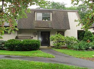 24 Mallard Dr, Farmington, CT 06001