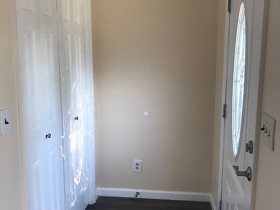 5th image of 41 Creighton Ave