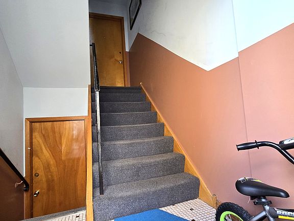 4th image of 8157 Smith Ln
