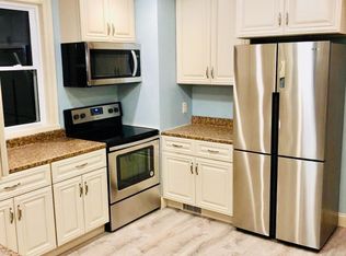 17 Pleasant St #2, Westfield, MA 01085