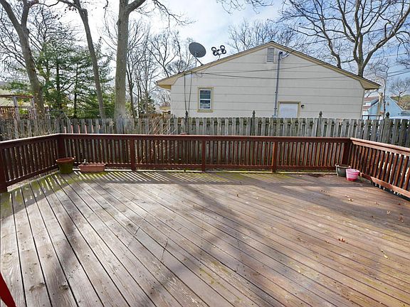3rd image of 251 Westwood Pl