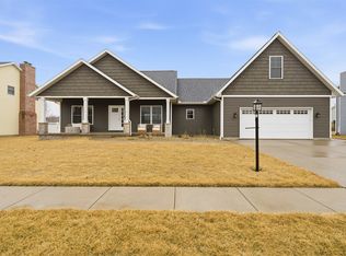 404 Victoria Dr, Washington, IL 61571