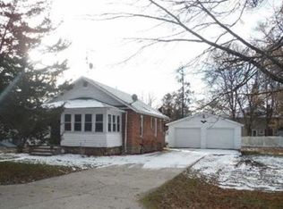 412 Herbert St, Blanchard, MI 49310