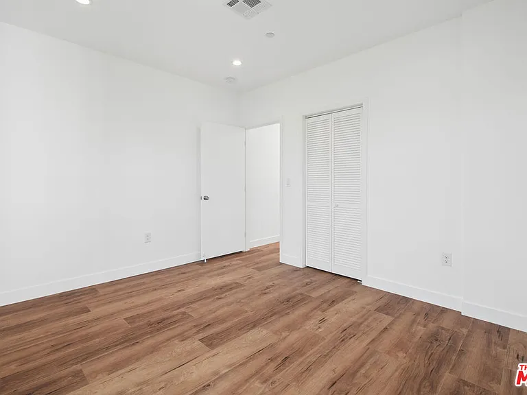 6334 1/2 Beck Ave — Photo 12