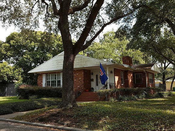 3rd image of 5701 N Branch Ave