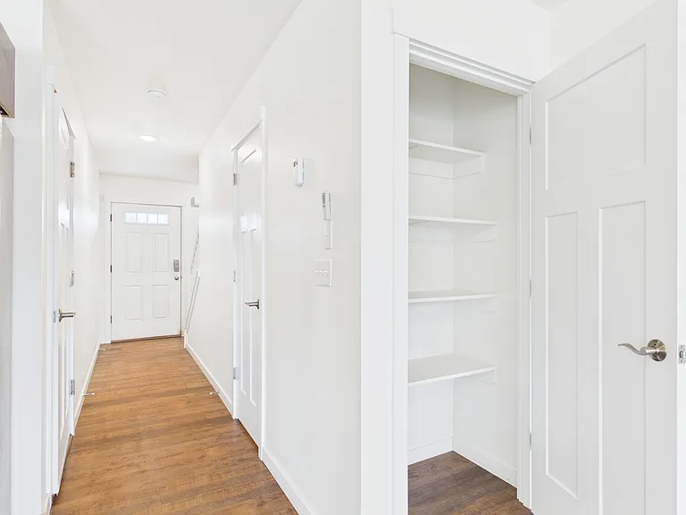 330 Park Way #B — Photo 7
