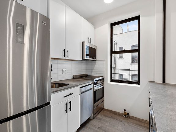 4th image of 34-04 34th Ave #Cc1