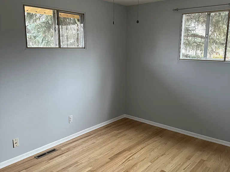 Upstairs bedroom 3