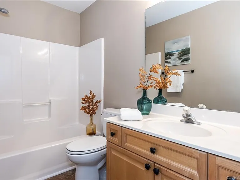 9619 Elizabeth Townes Ln — Photo 13