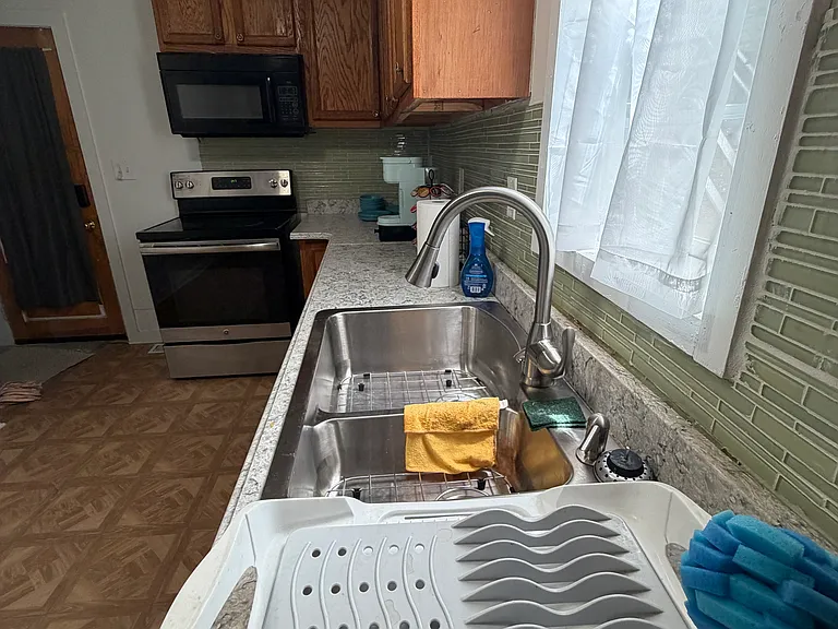 240 Wellington St SW #2 — Photo 13