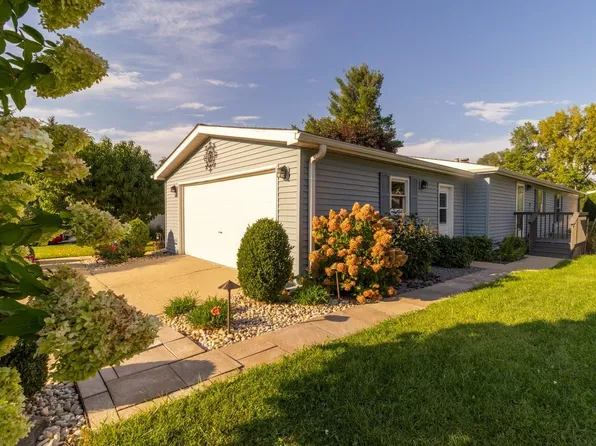 610 Eastwood Ln, Belvidere, IL 61008
