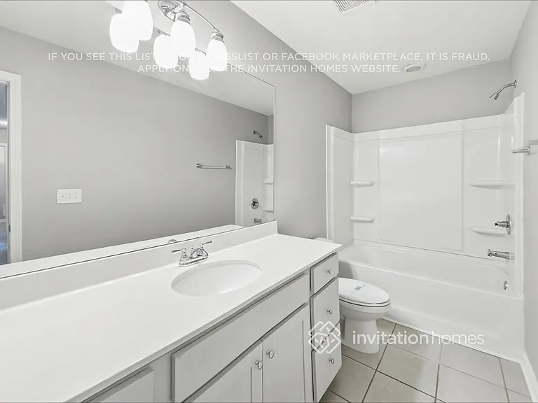 555 S Fortune Way — Photo 17