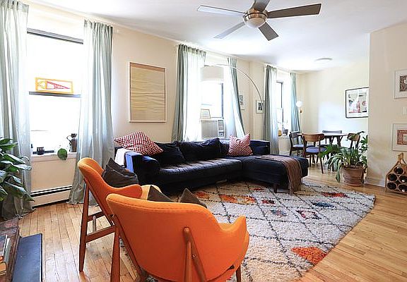 2nd image of 83 Wyckoff St APT 2