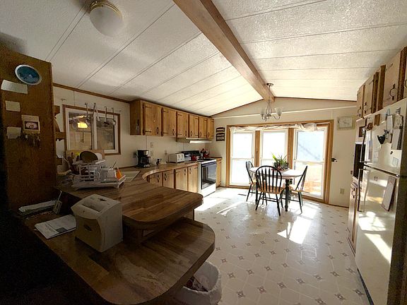 4th image of 155 Saint Peters Creek Rd