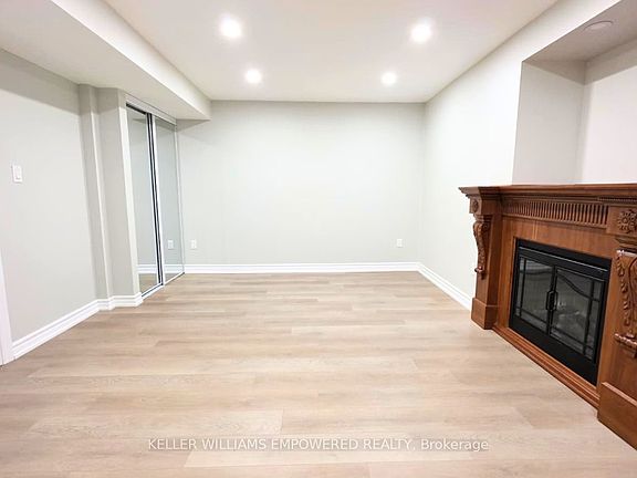 5th image of 26 Raffia Ave #Basement