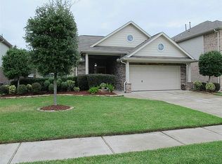 10439 Tree Hollow Cir, La Porte, TX 77571