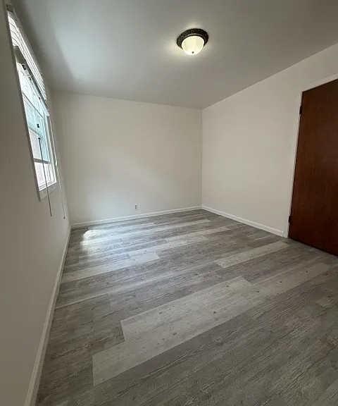 61 Valley St — Photo 13