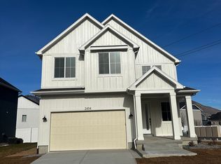 2414 W Santa Fe Dr, Mapleton, UT 84664