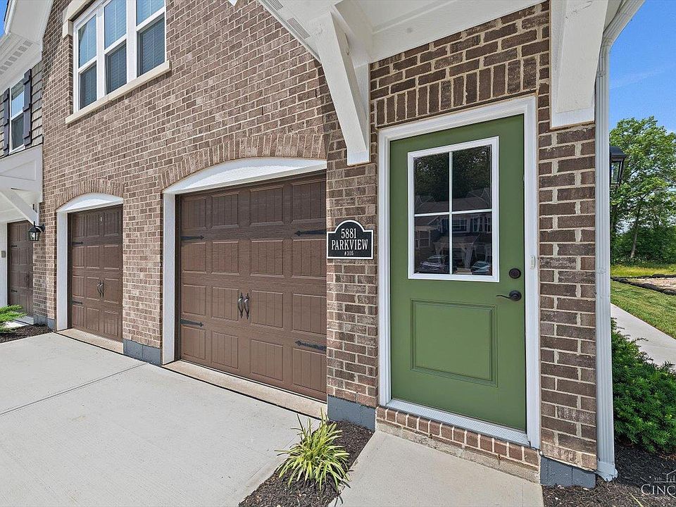 1st image of 5881 Parkview Ln #305