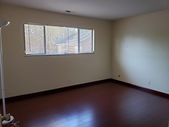 3rd image of 2477 Frieda Ct