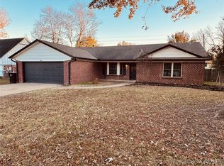 801 W Utica St, Broken Arrow, OK 74011
