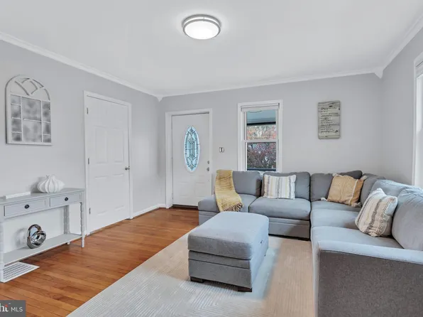 3119 Clayborne Ave, Alexandria, VA 22306