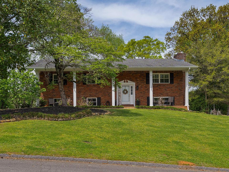 1st image of 9211 Ramblewood Dr