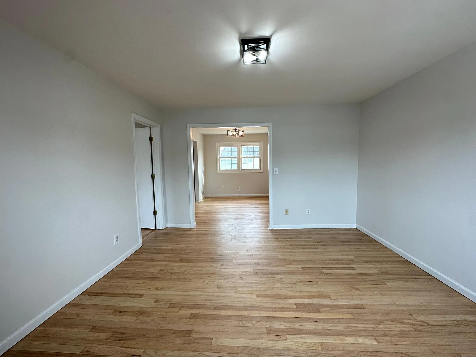 3 bed, $2,850 — Photo 4