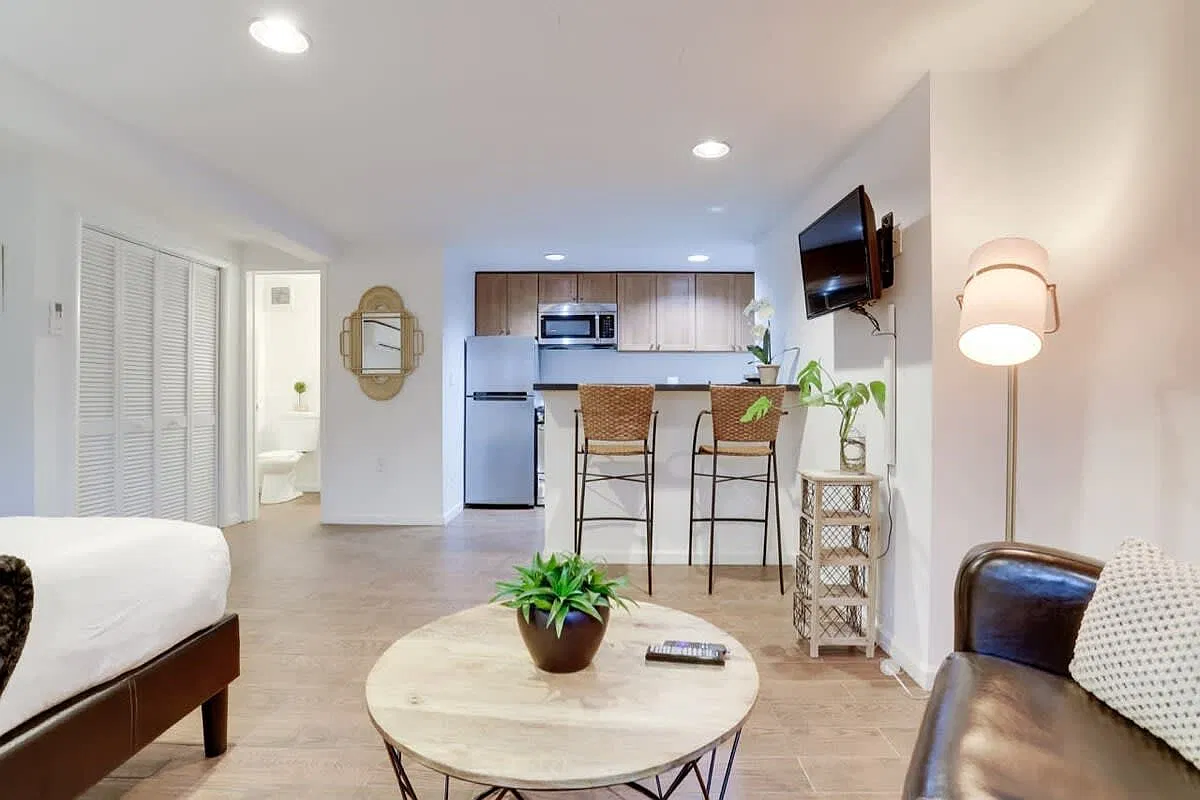1765 R St NW — Photo 3