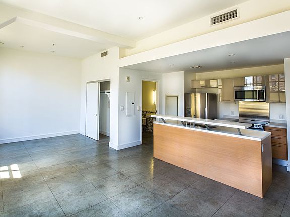 2nd image of 424 S Broadway Unit 803