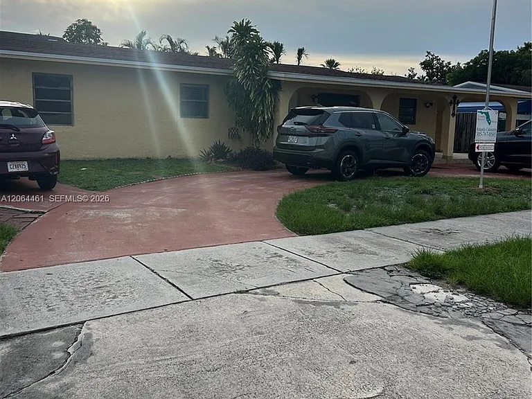 19710 NW 51st Ave — Photo 15