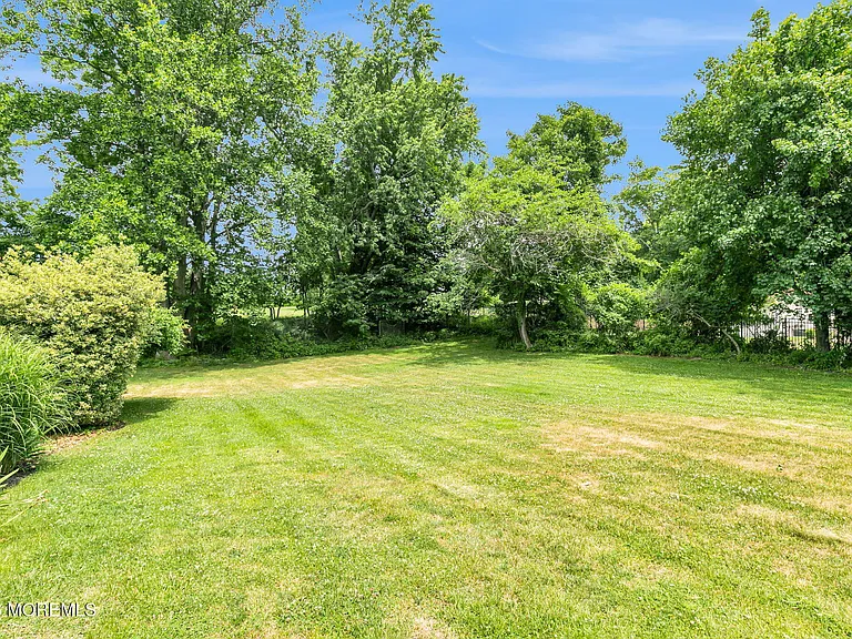 16 Bingham Hill Cir — Photo 33