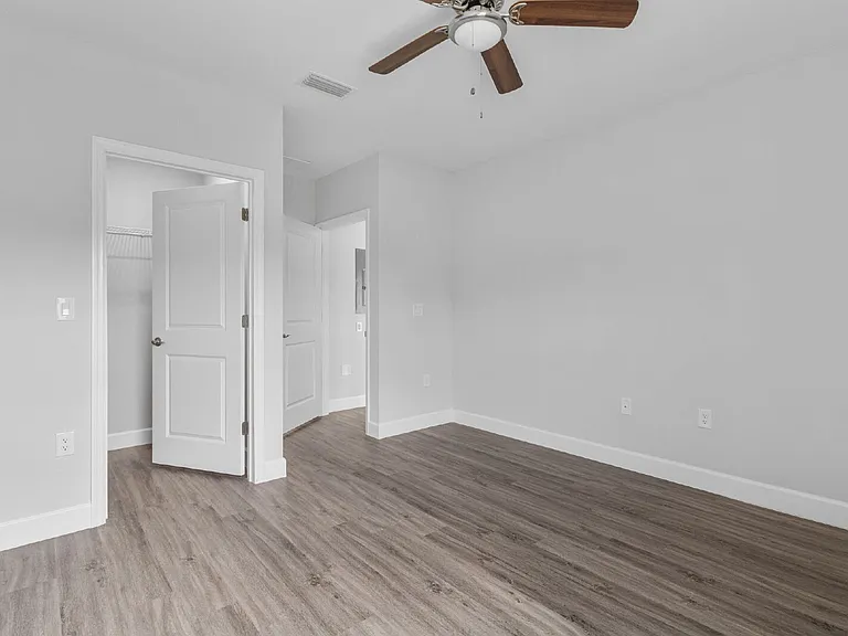 2226 Hilton St — Photo 14