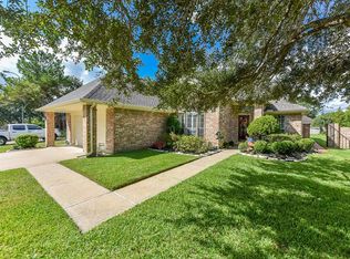 2602 Iris Ct, Pearland, TX 77584