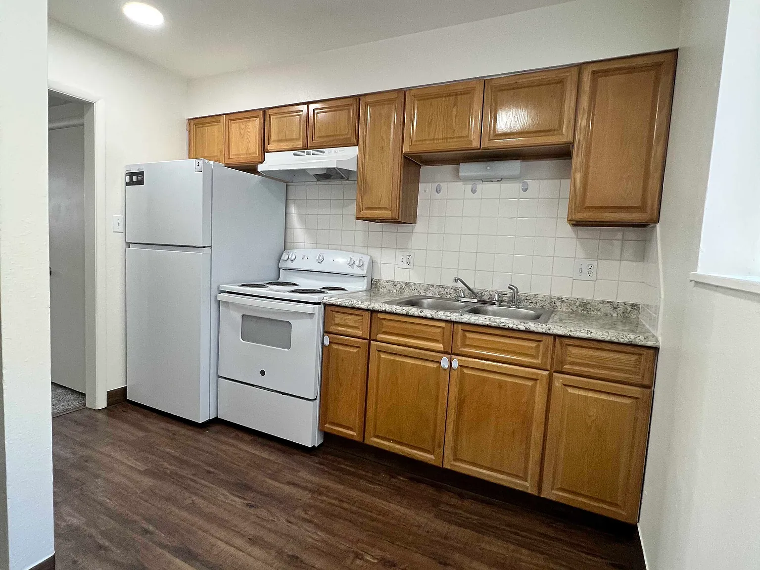 Dayton Apartments — Photo 2