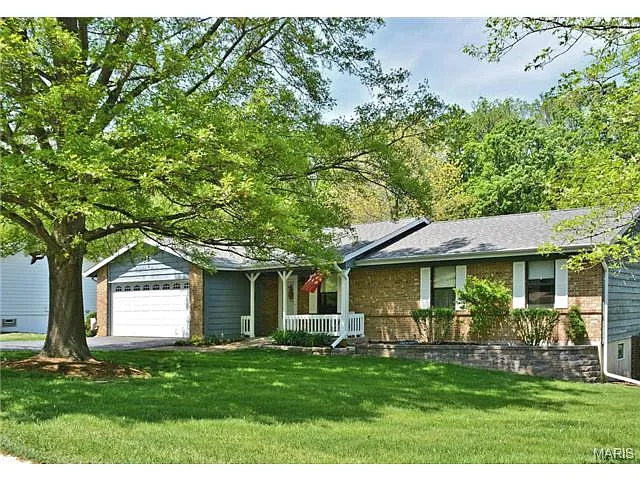 121 Hickory Hill Dr photo 1