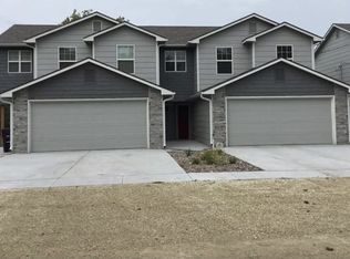 909 Walnut St #923, El Dorado, KS 67042