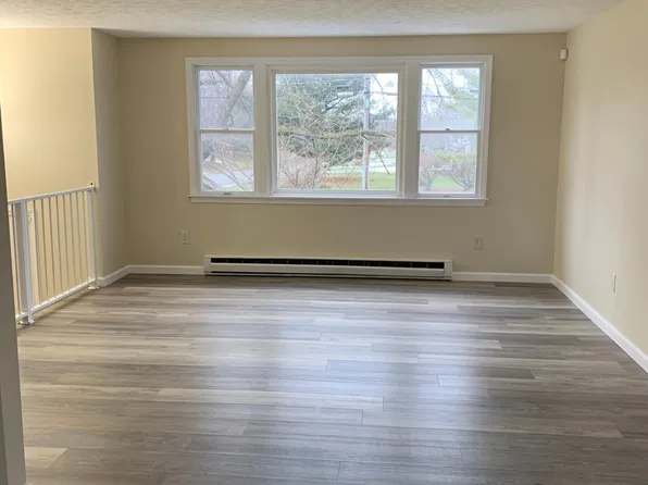 419 Phillips Rd, Webster, NY 14580