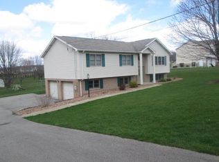 114 Wendy Ln, Fenelton, PA 16034