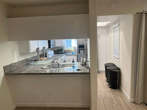 5th image of 521 W Montecito St APT 11
