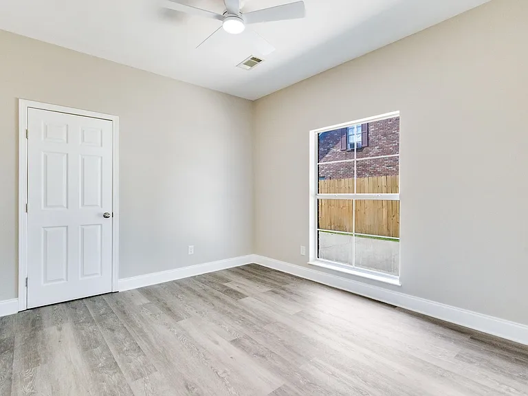 111 Songbird Ln — Photo 18