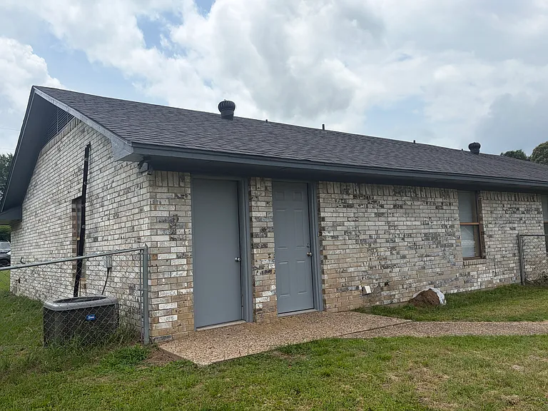 5056 Oak Hill Dr — Photo 4
