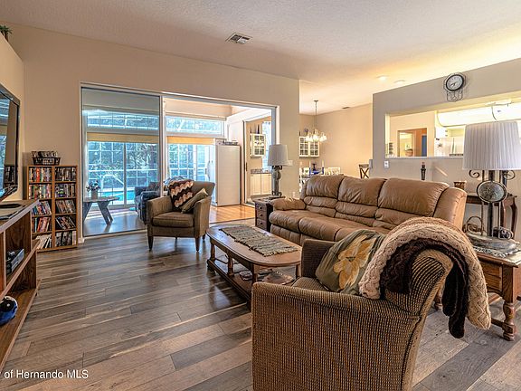 5th image of 18636 Winding Oaks Blvd