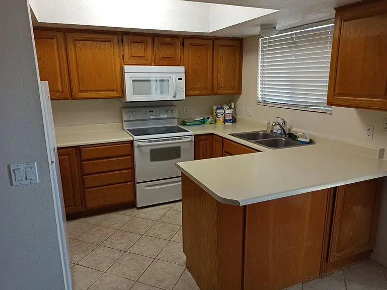 1075 N 1400 W #24 — Photo 9