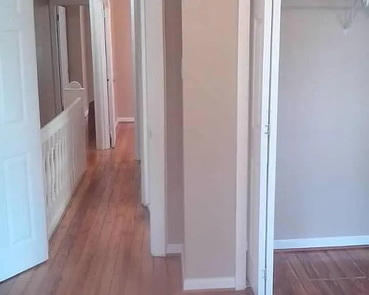 132 E Knight Ave — Photo 8