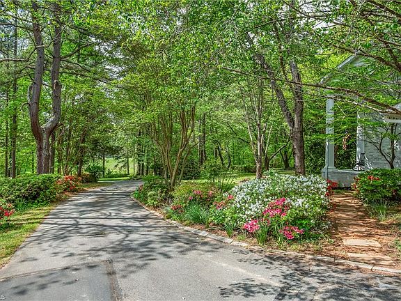 3rd image of 7530 Whitaker Dr