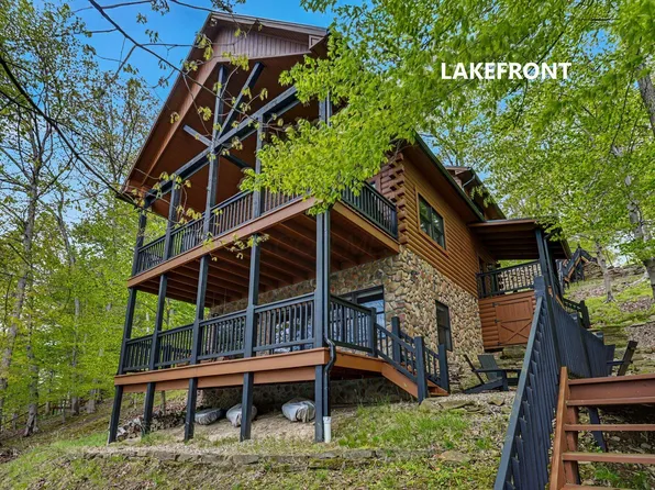653 Natchez Ln, Sugar Grove, OH 43155