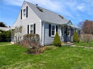 8 Parkin St, Springfield, MA 01104