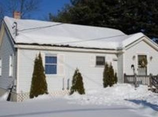 4 Canoe Club Rd, Hampden, ME 04444