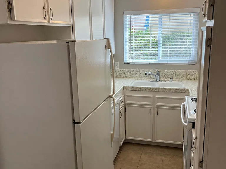 4475 Cherokee Ave #3 — Photo 8